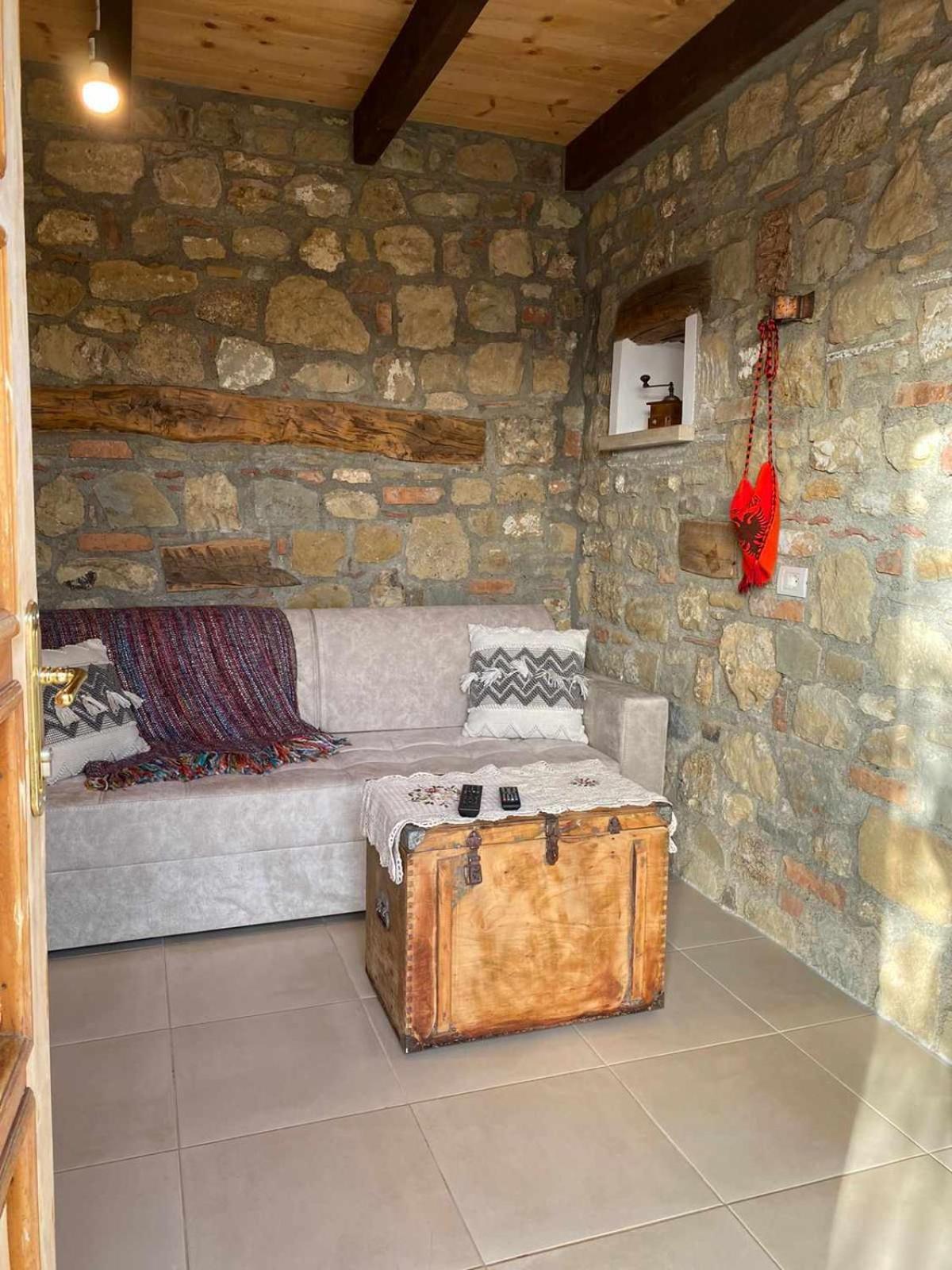Villa Bujtina Salko à Mucaj Extérieur photo